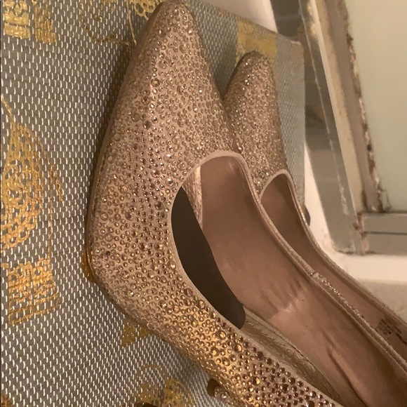 Heels - Picture 3 of 5